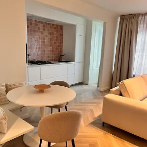 https://ostendeau-stijlvol-appartement-in-hartje-oostende.ostend-hotel.net